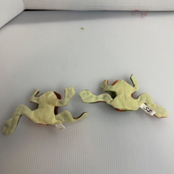 Folkmanis Rainbow Frog Finger Puppet Lot 2 Pretend Play Stuffed Animal Plush - Picture 3 of 5